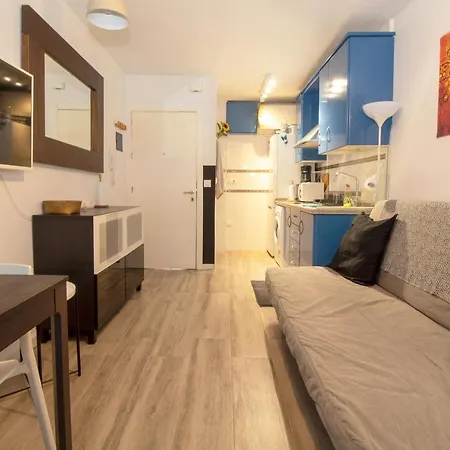 Yate 4, Primera Linea De Playa. Apartamento Fuengirola